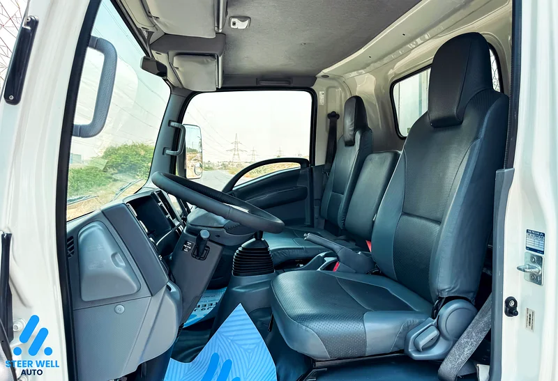 2021 Isuzu NPR 3.0L Diesel – White