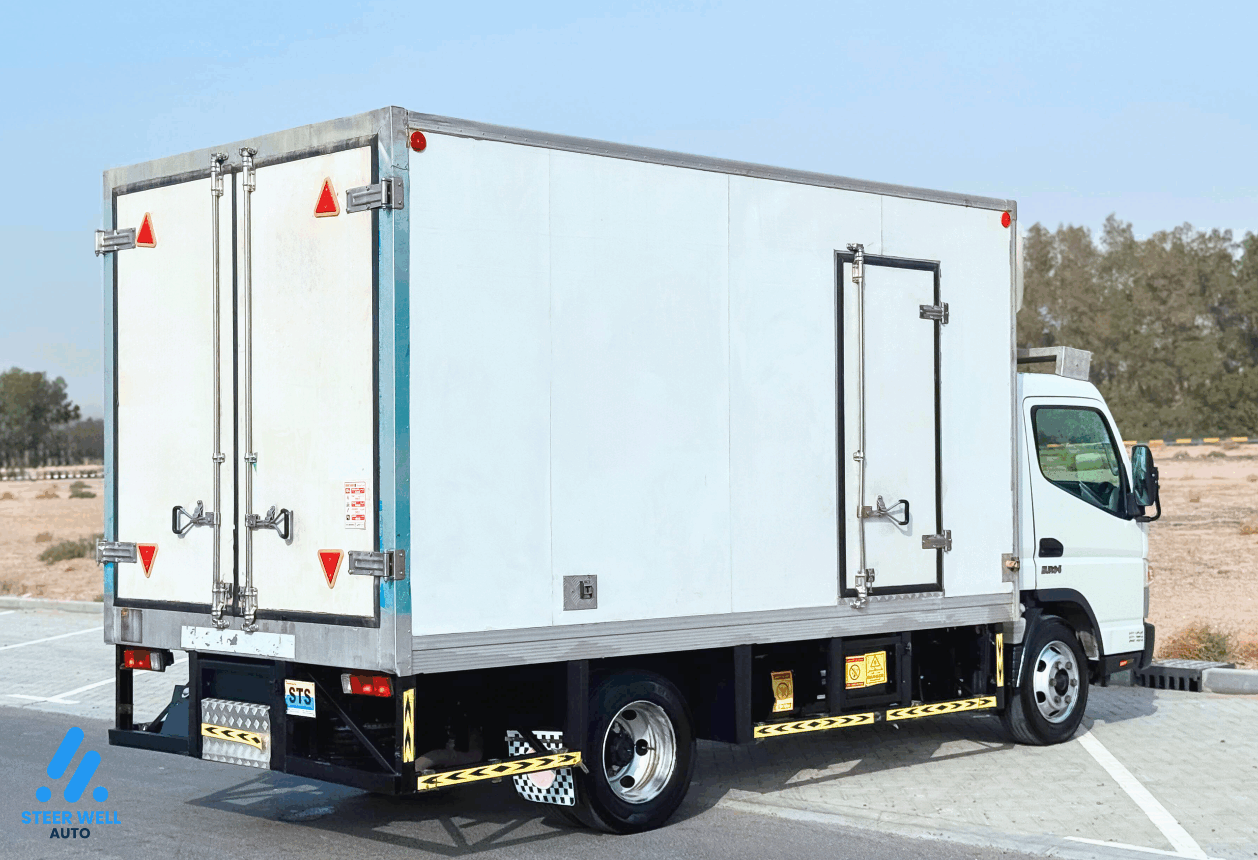 2022 Mitsubishi Fuso Canter | Reefer Box