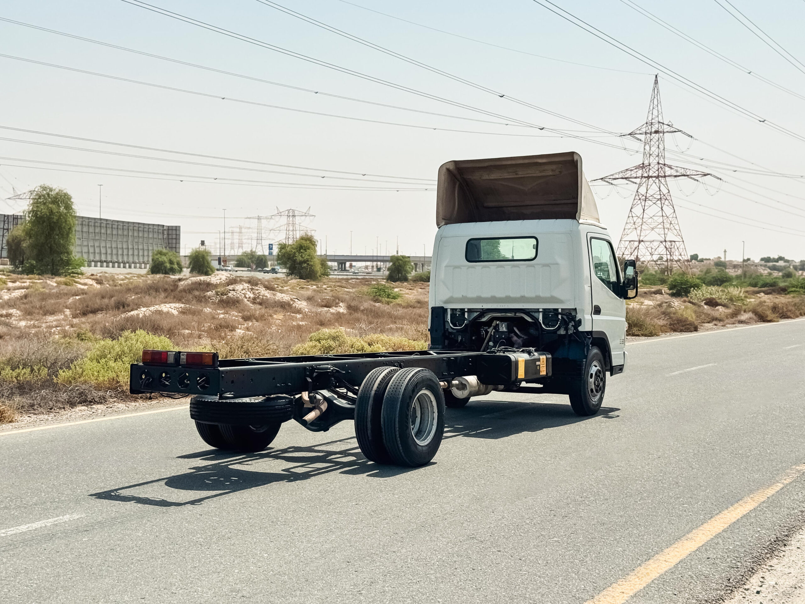 Mitsubishi Fuso Canter 2016 3.9L HD Chassis | Manual | Diesel