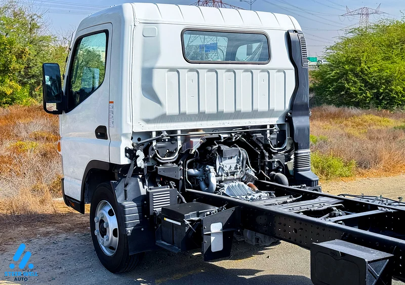 2024 Mitsubishi Fuso Canter 3.0L Short Chassis