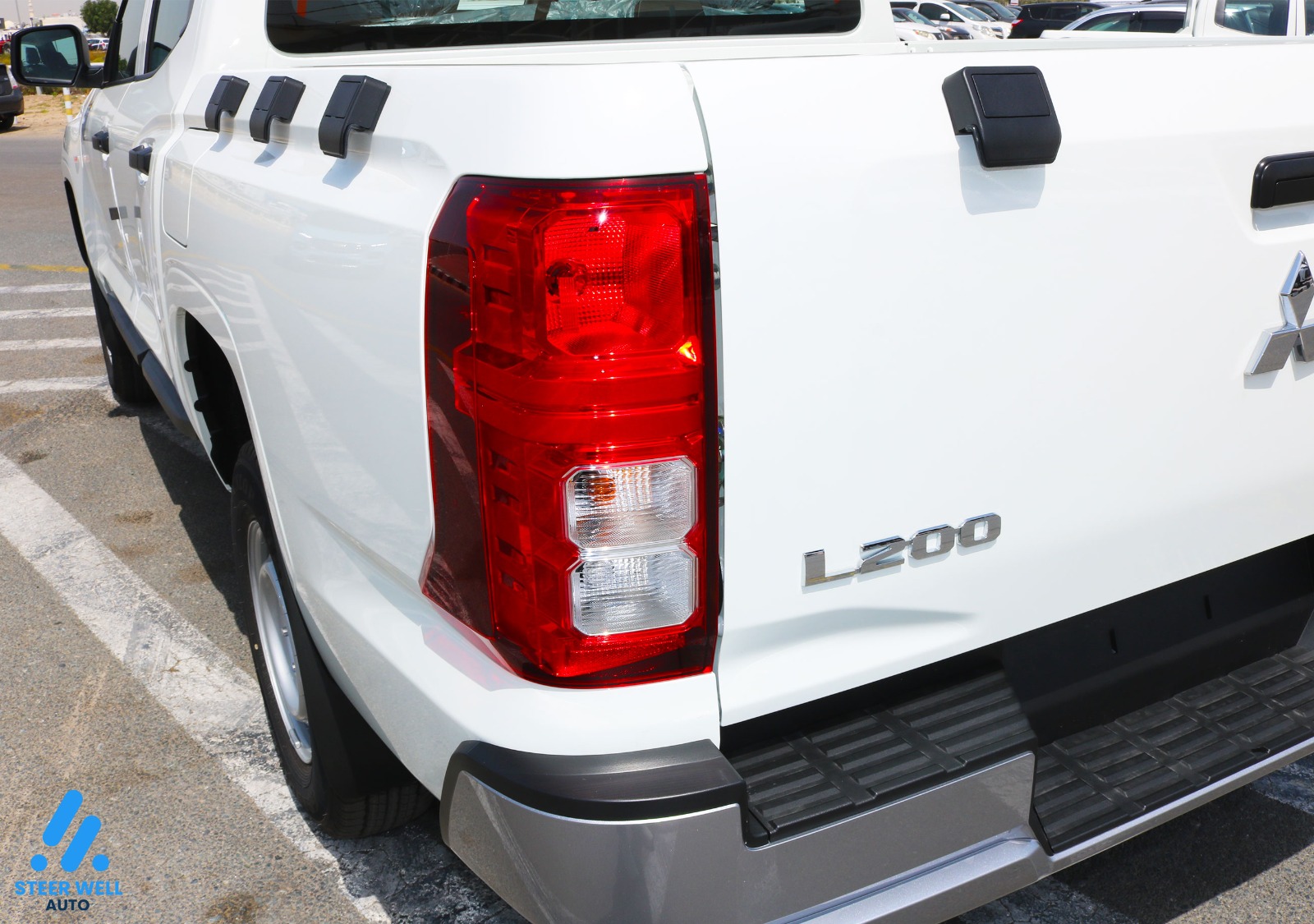 2026 Mitsubishi L200 2.4L GL D.CABIN – White