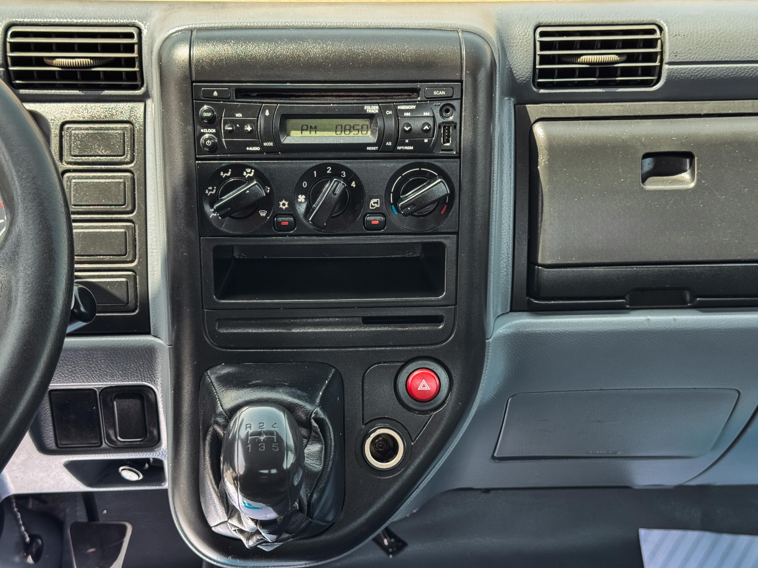 Mitsubishi Fuso Canter 2016 3.9L HD Chassis | Manual | Diesel