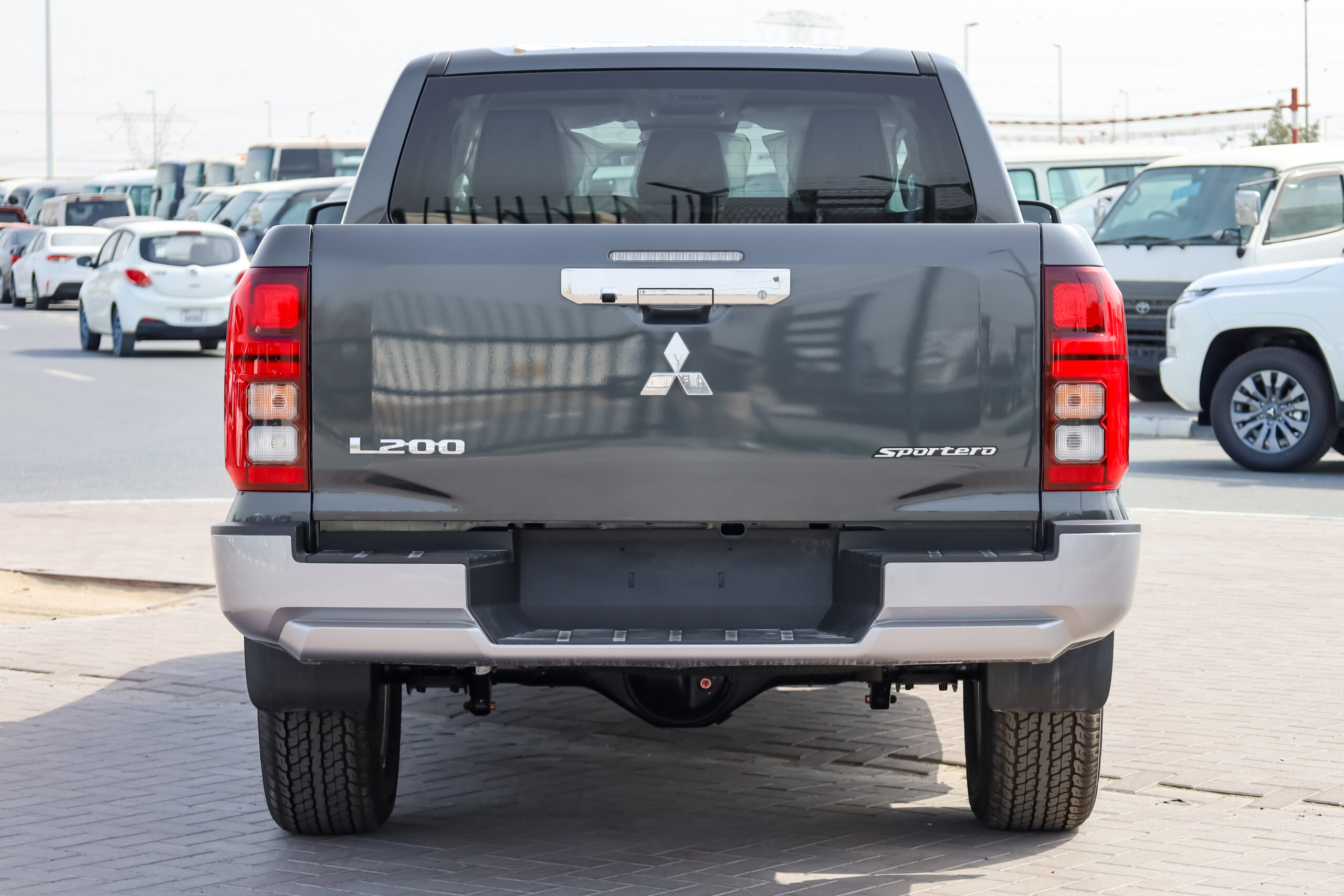 2026 Mitsubishi L200 Sportero 2.4L – Black