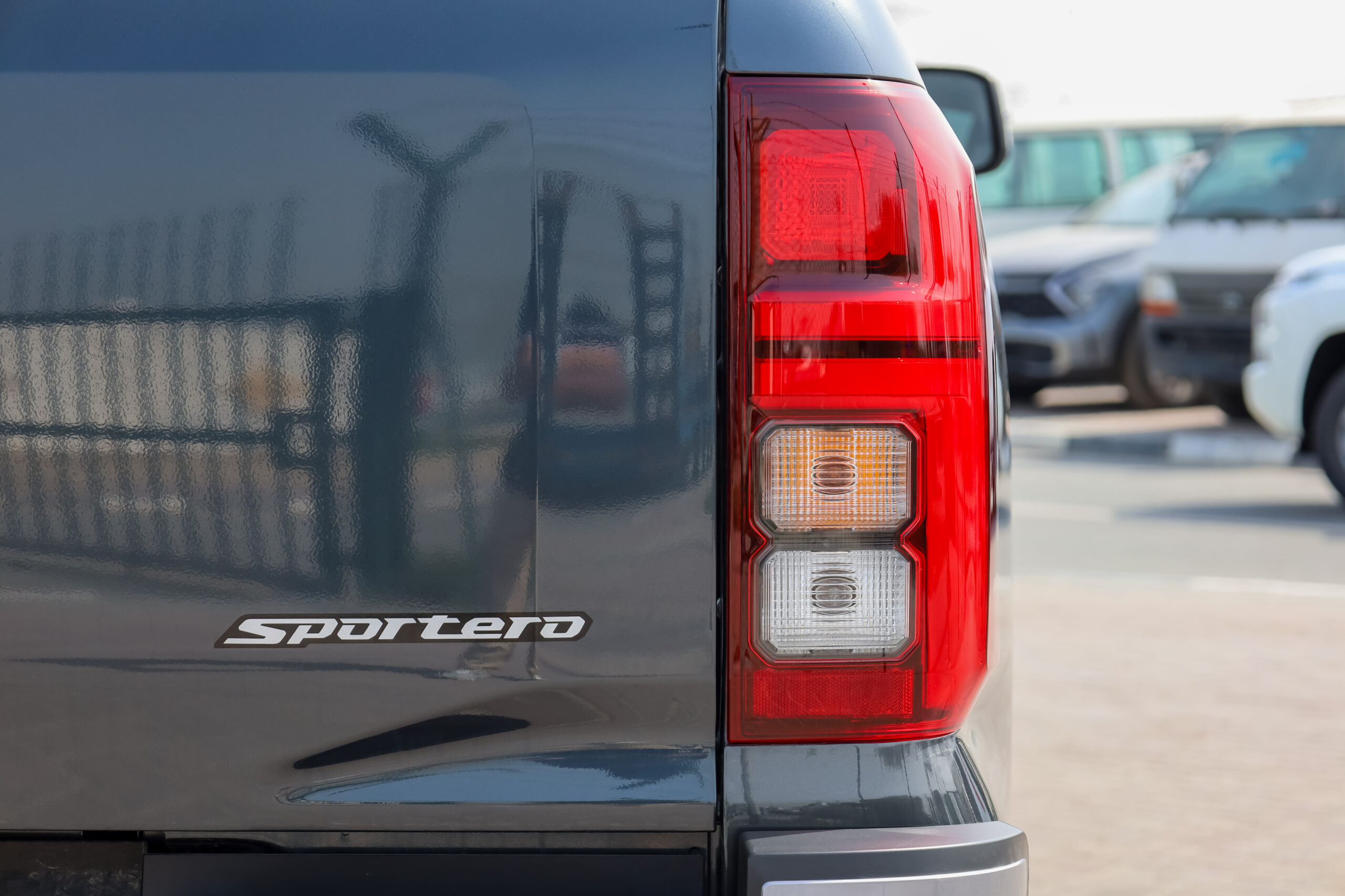 2026 Mitsubishi L200 Sportero 2.4L – Black