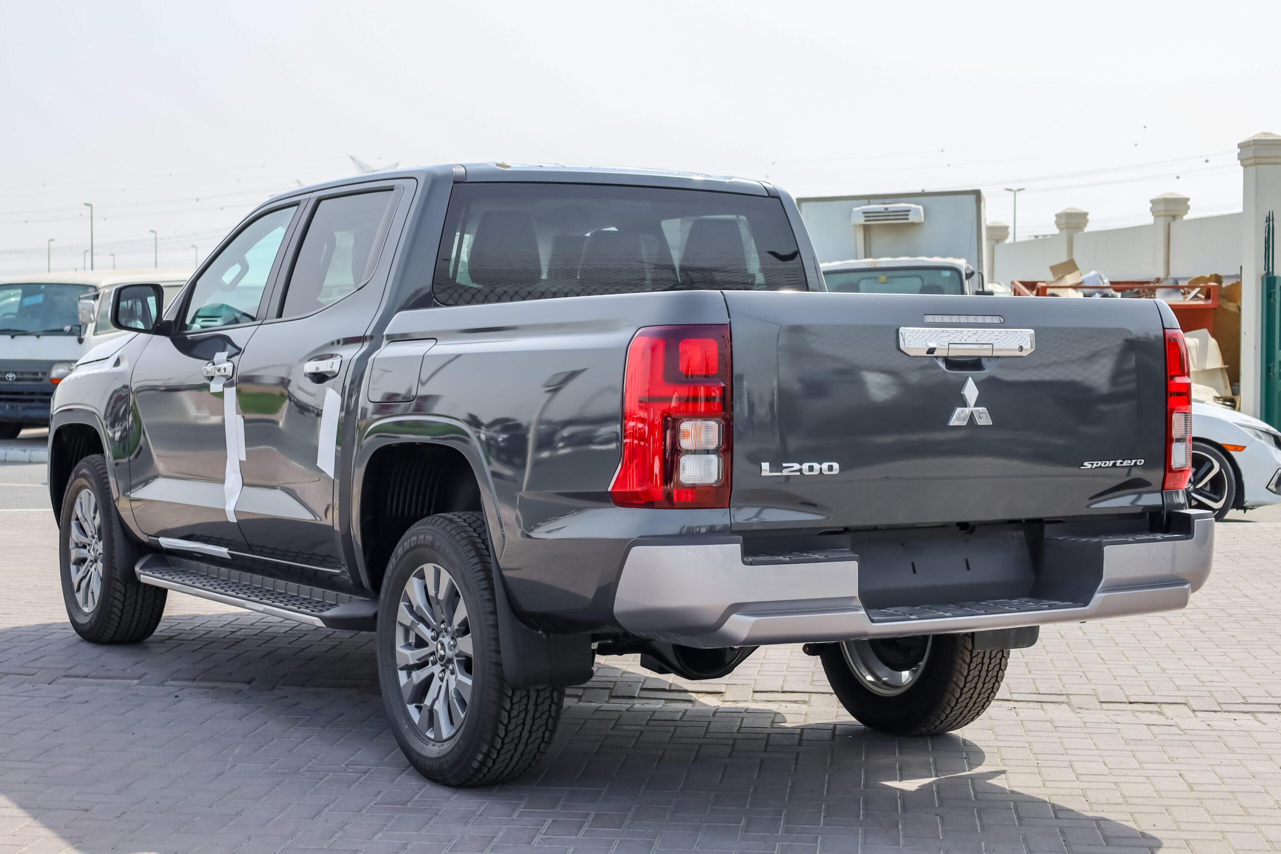 2026 Mitsubishi L200 Sportero 2.4L – Black