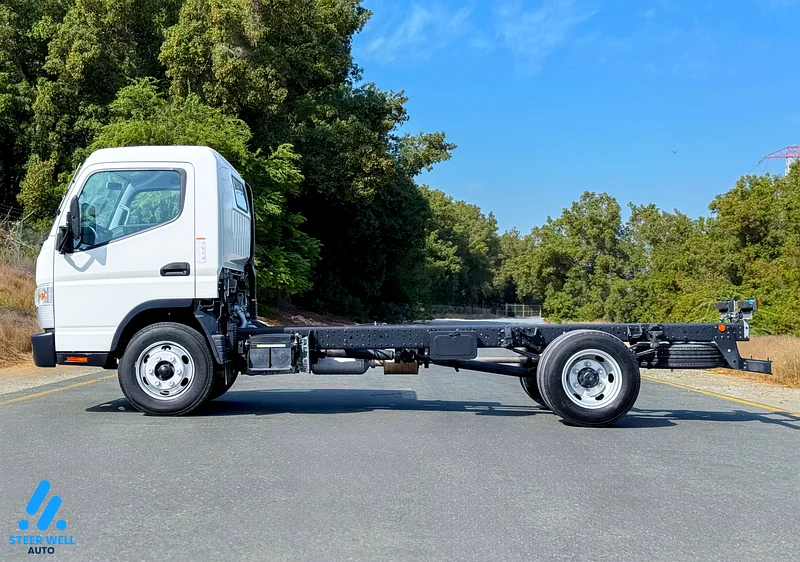 2024 Mitsubishi Fuso Canter 3.0L Short Chassis