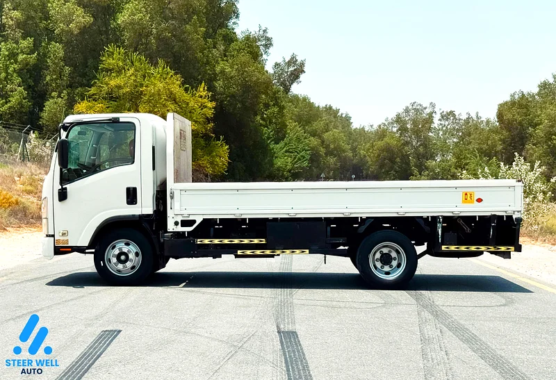 2021 Isuzu NPR 3.0L Diesel – White