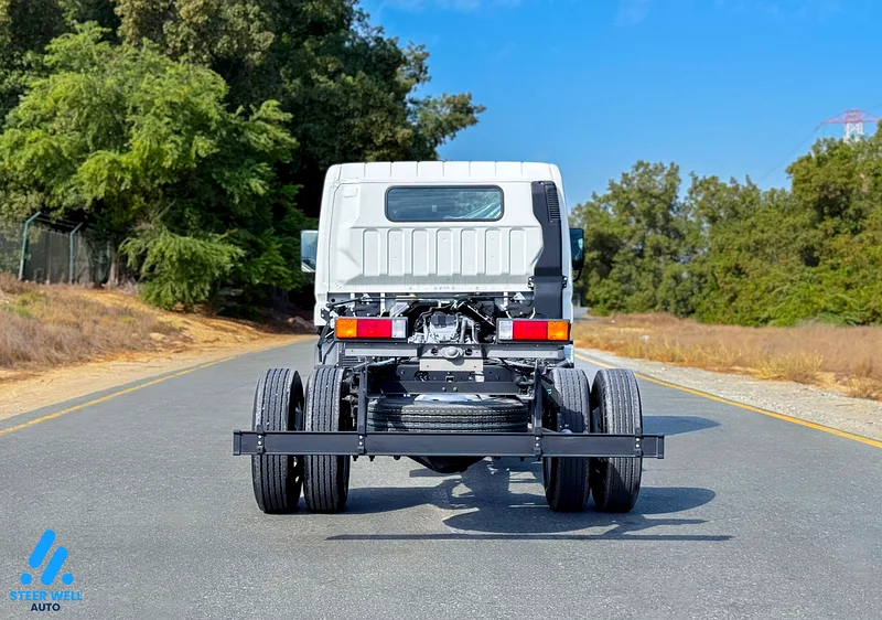 2024 Mitsubishi Fuso Canter 3.0L Short Chassis