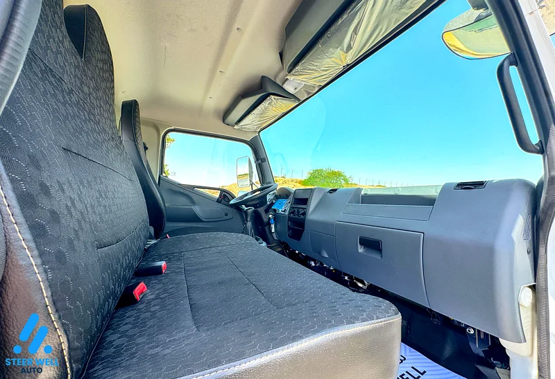 2022 Fuso F1 4D37 8 Ton truck with Crane – DSL 3.9L RWD