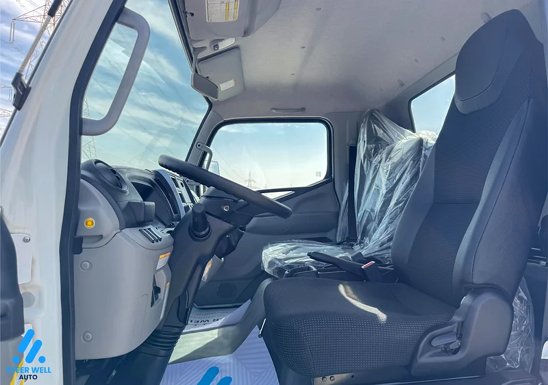 2024 Mitsubishi Fuso Canter 3.0L Short Chassis