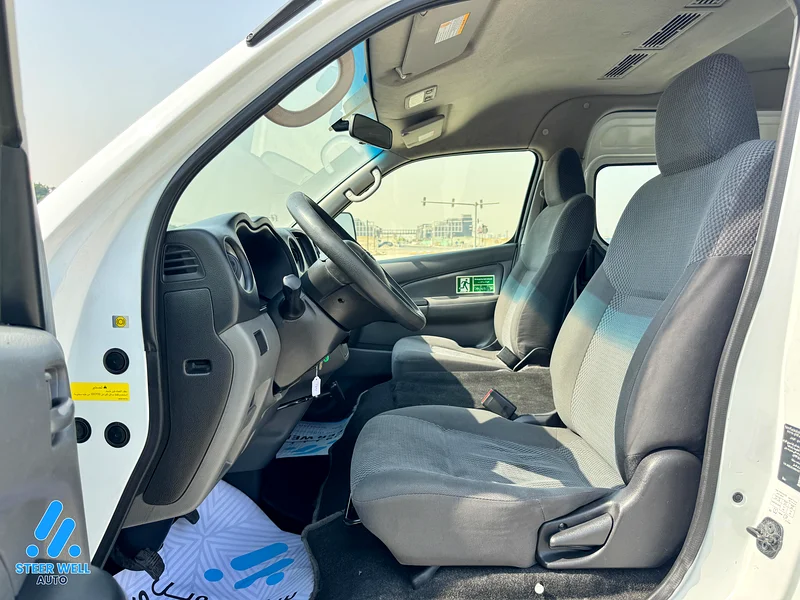 2022 Nissan Urvan NV350 Passenger Mini Bus