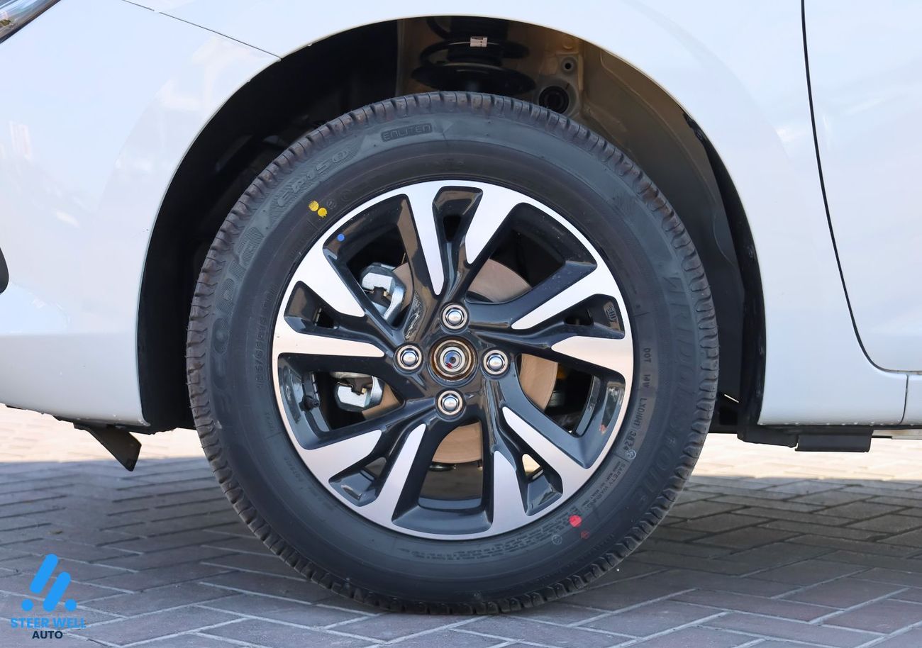 2026 Suzuki Swift GLX Dual-Tone White/Black