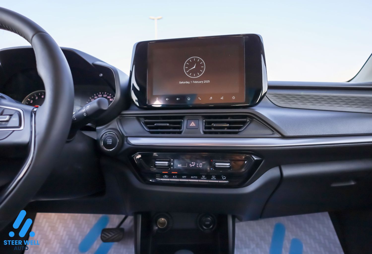 2026 Suzuki Swift GLX  Dual Tone