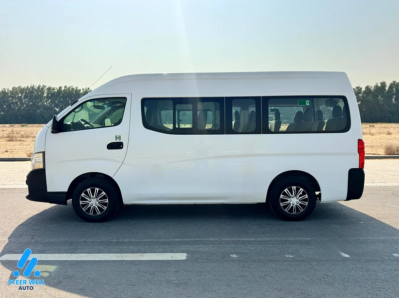 2022 Nissan Urvan NV350 Passenger Mini Bus