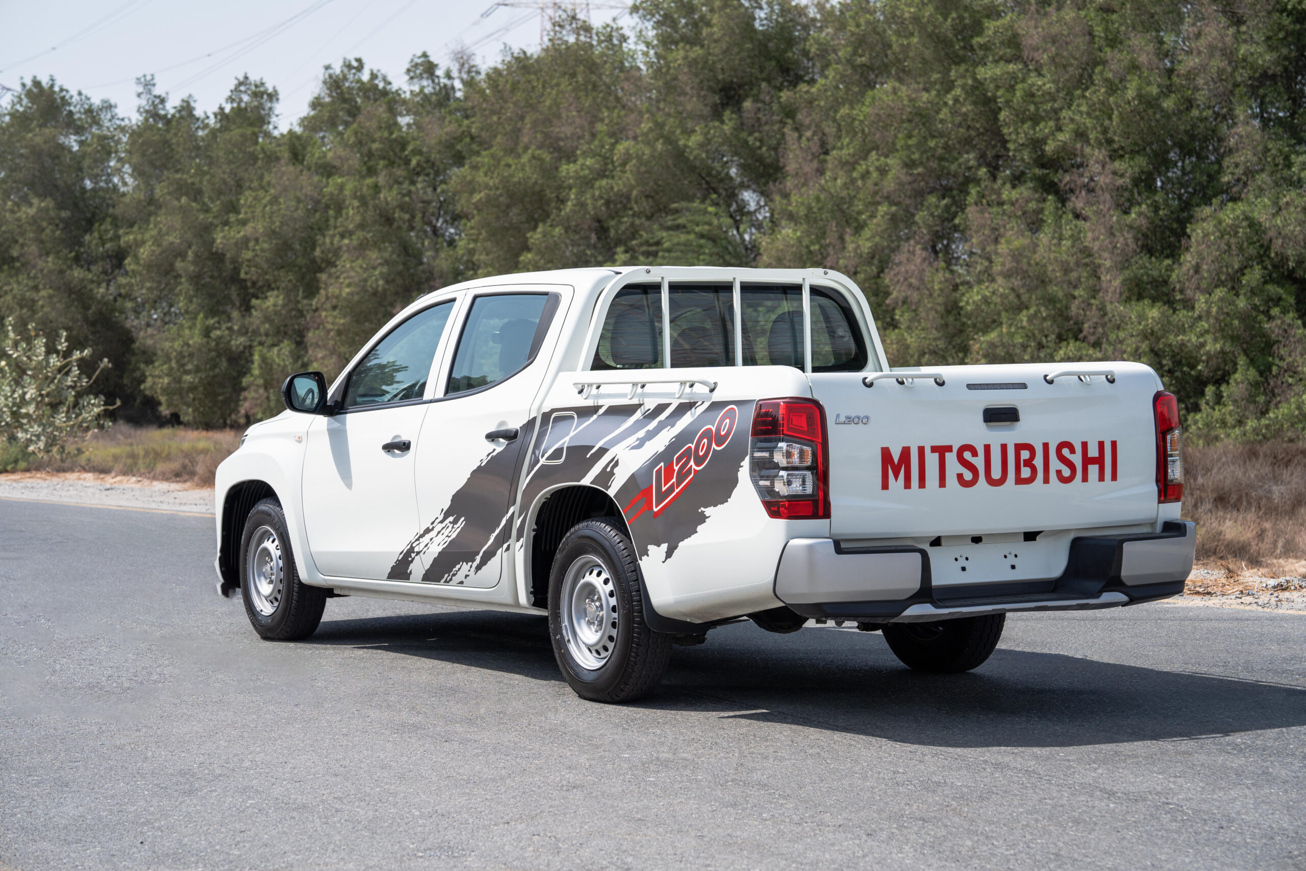 2023 Mitsubishi L200  Diesel 4×2 White