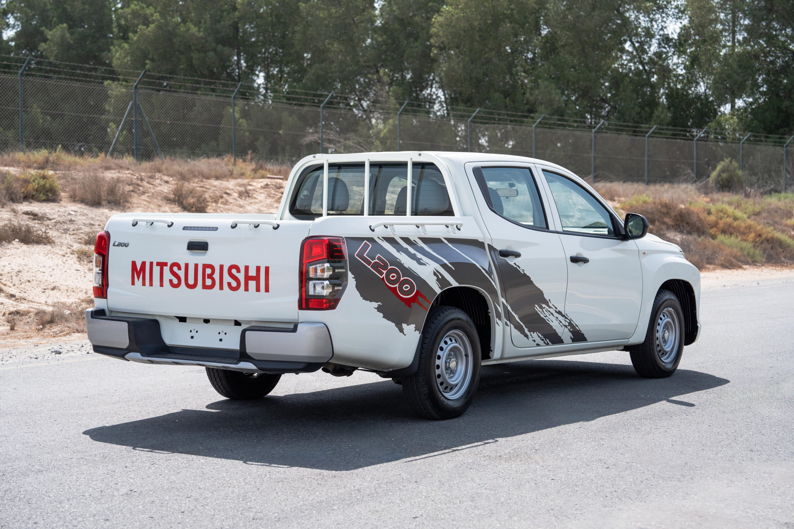 2023 Mitsubishi L200  Diesel 4×2 White
