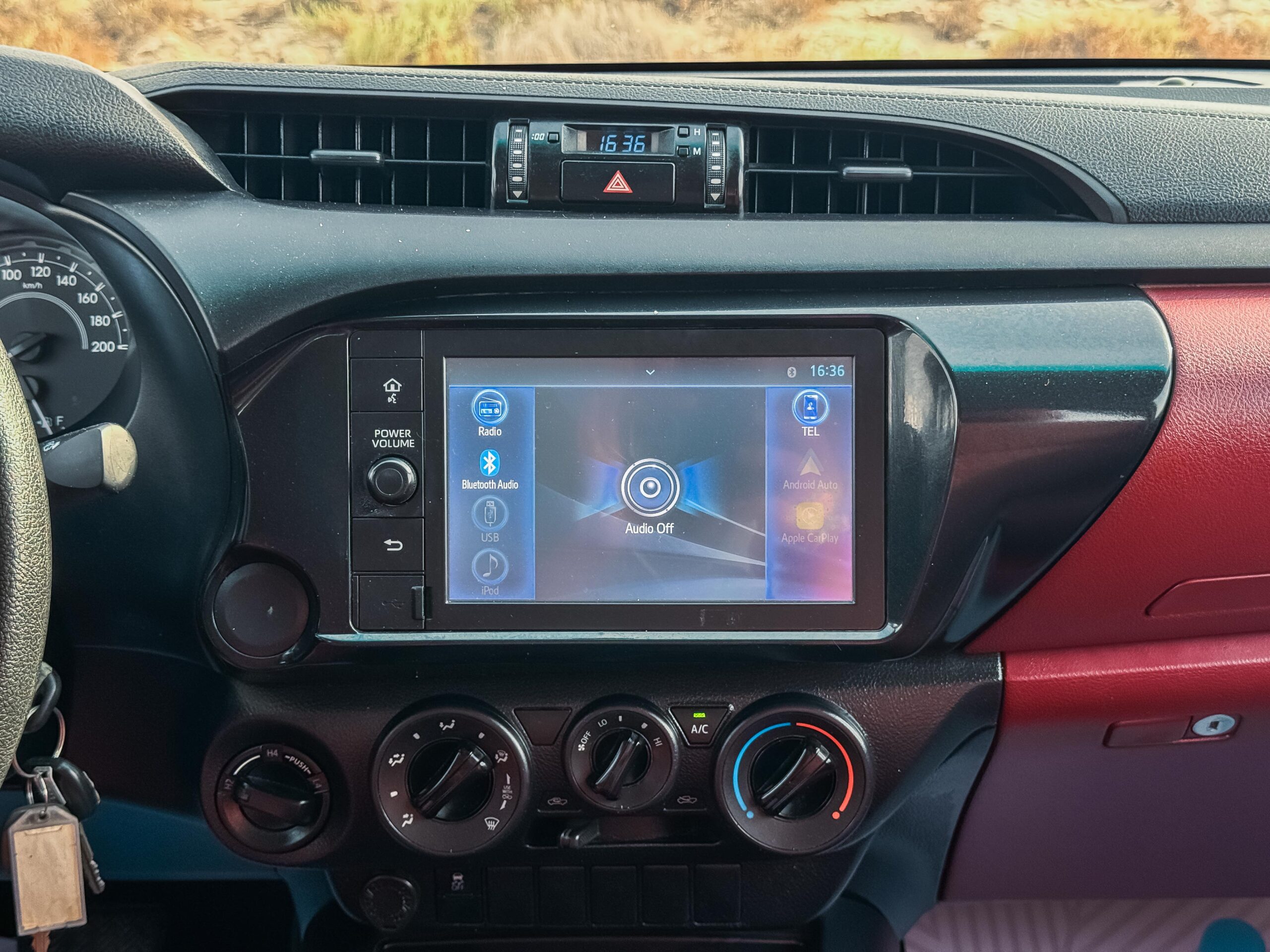 2023 Toyota Hilux GL