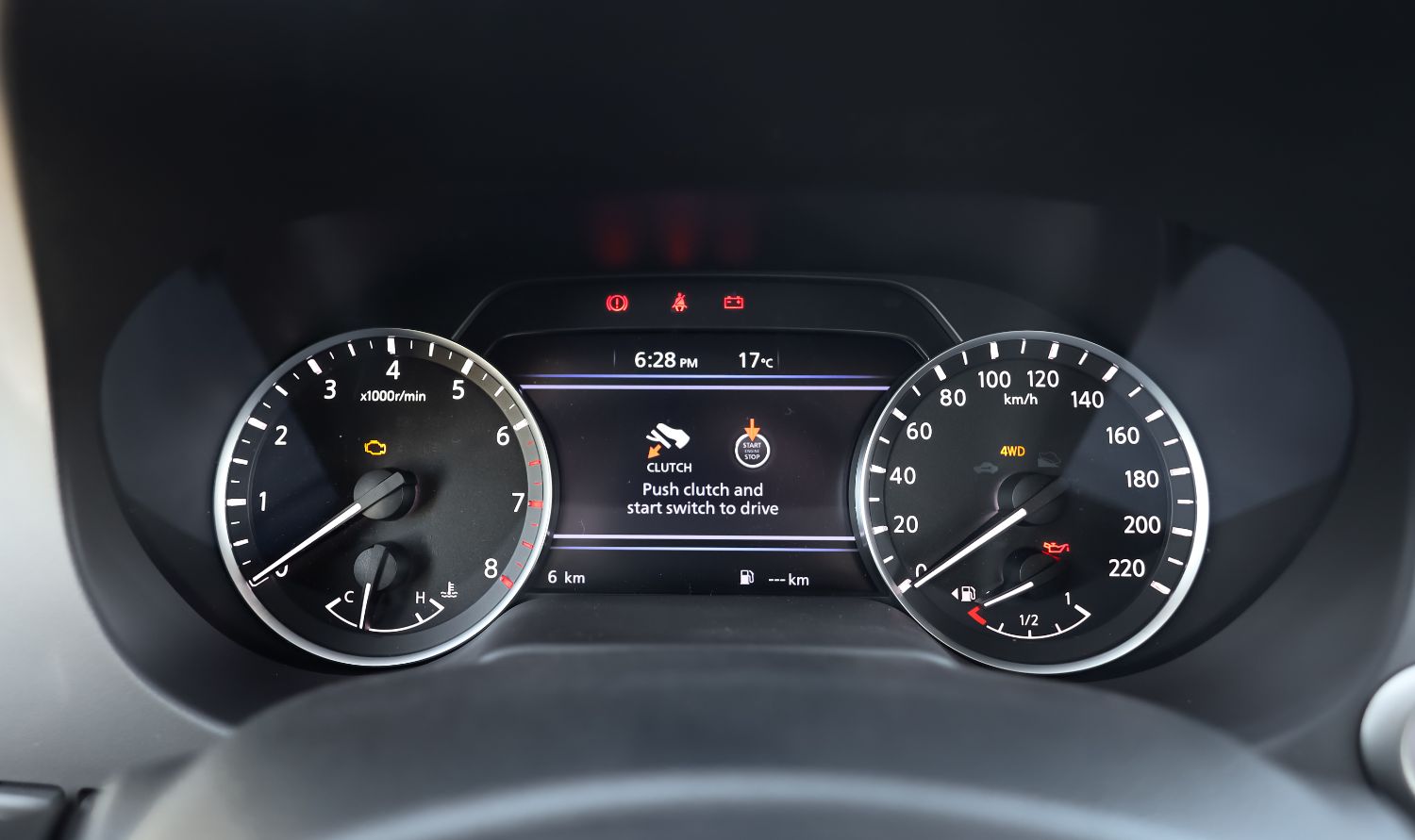 2025 Nissan Navara LE Petrol 2.5L