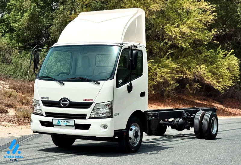 2019 Hino 300 916 bare chassis