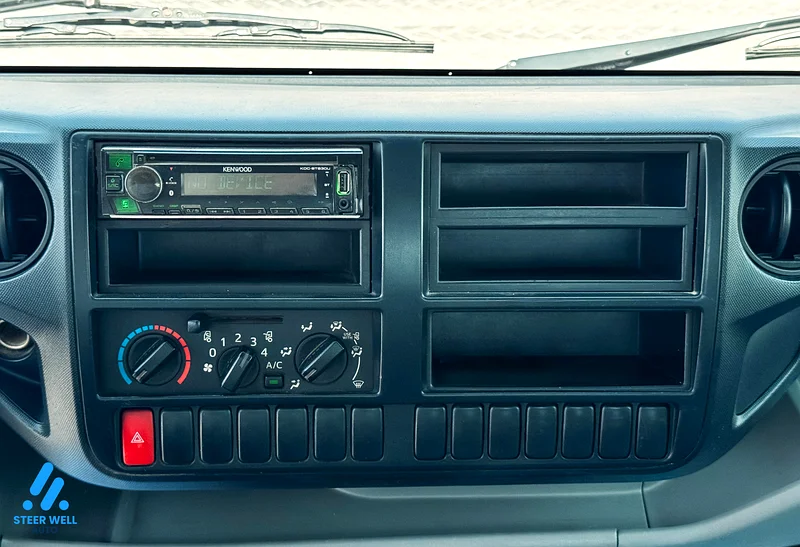 2019 Hino 300 916 Bare Chassis 4L