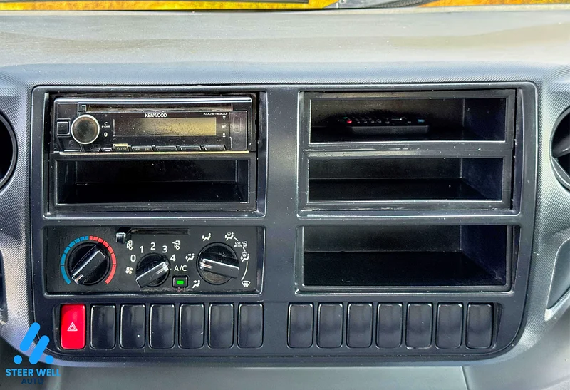 2019 Hino 300 916 Truck Shutter Box