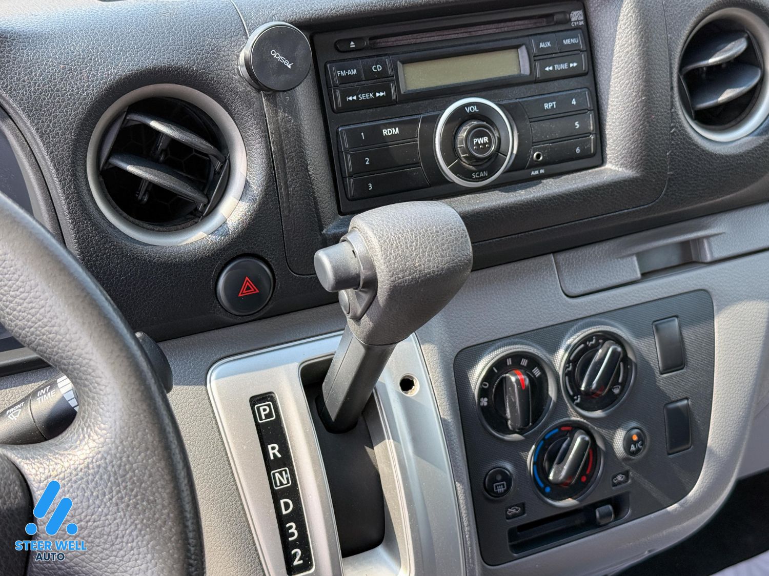 2020 Nissan Urvan Chiller Van GCC