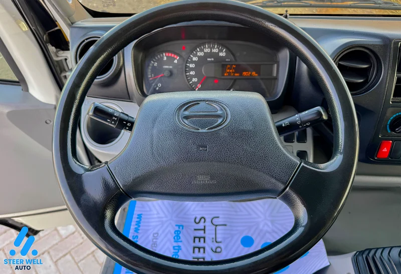 2019 Hino 300 916 Series Chiller Slider