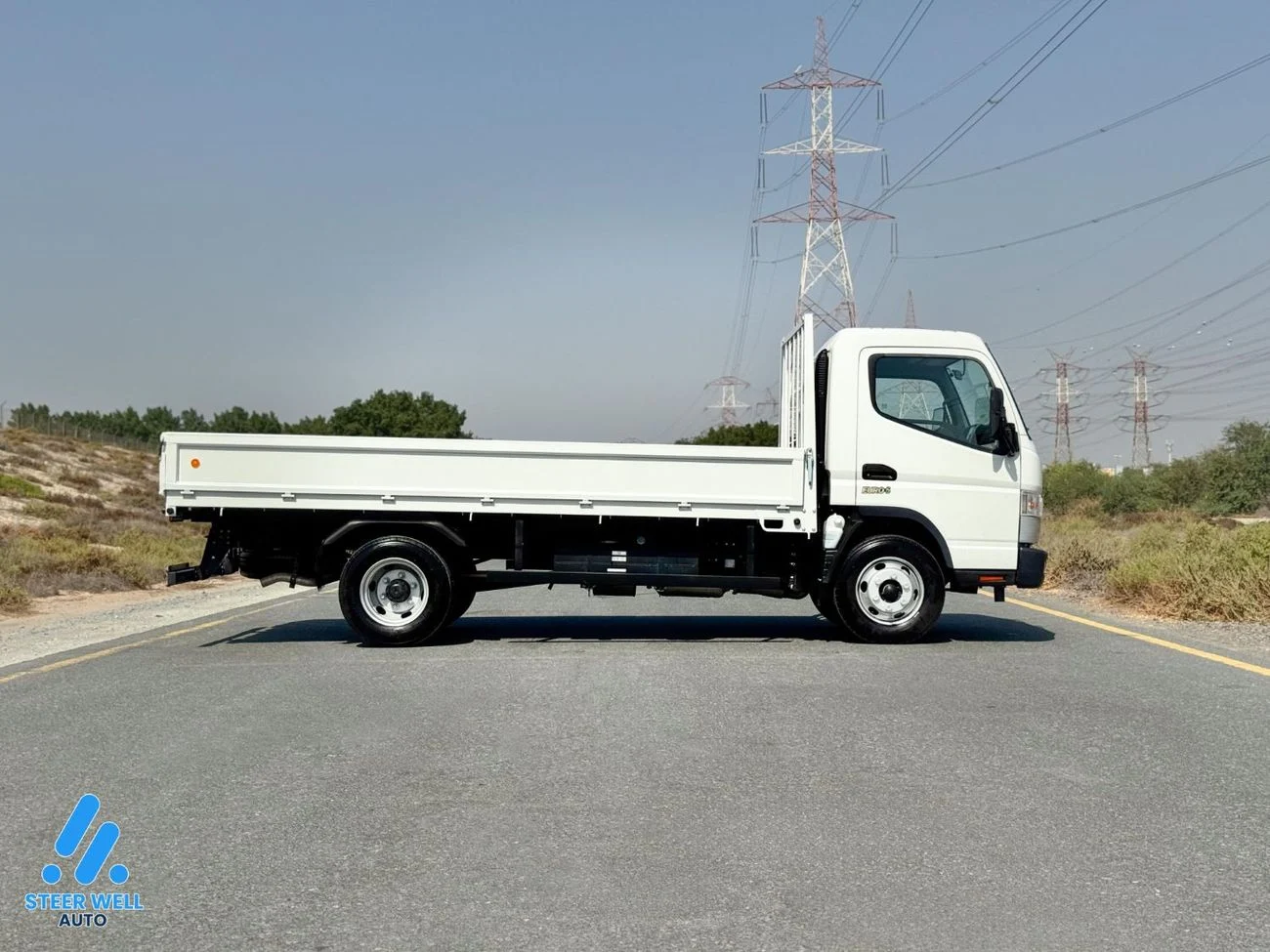 2024 Mitsubishi Fuso Canter Short Chassis Truck