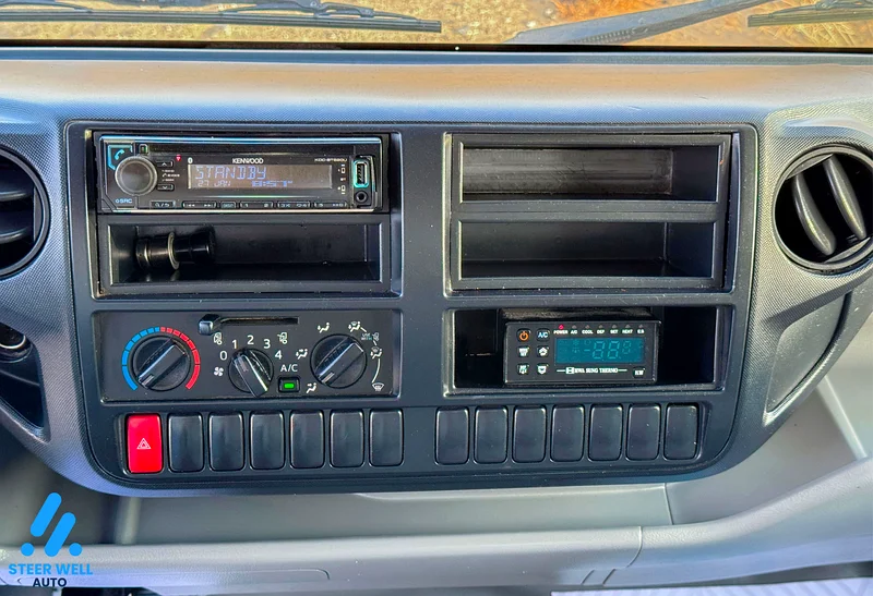 2019 Hino 300 916 Series Chiller Slider