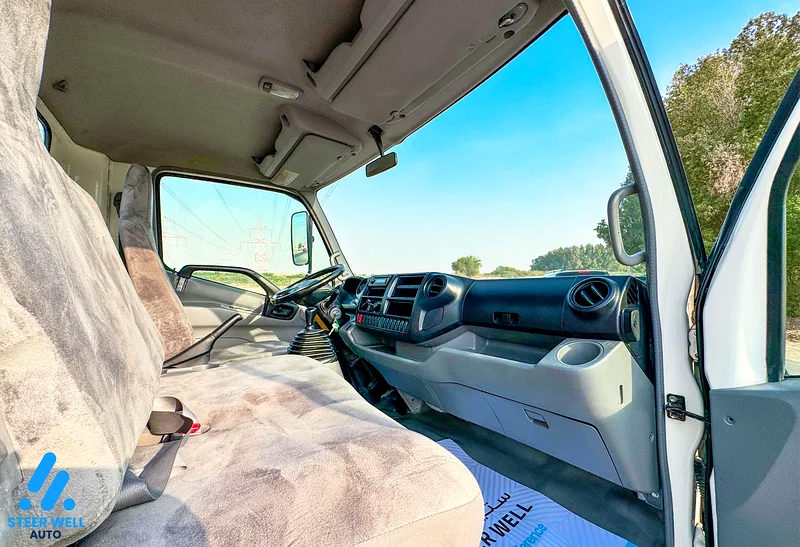 2019 Hino 300 916 bare chassis Long chassis