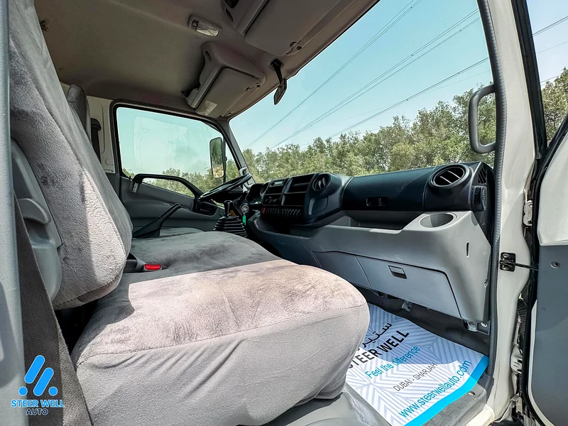 2019 Hino 300 916 bare chassis