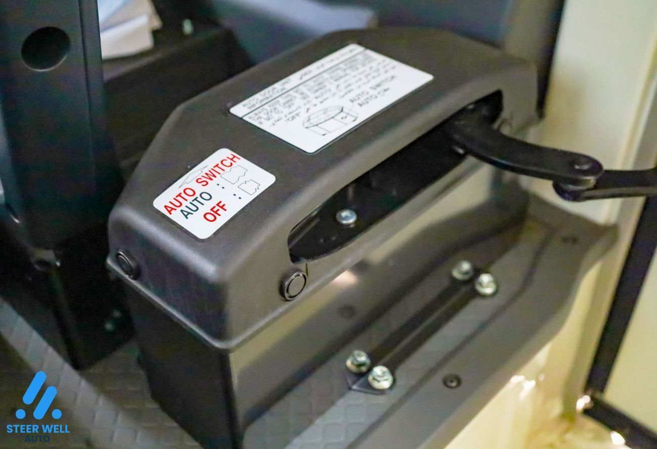 2025 Toyota Coaster 2.7L 23 Seater