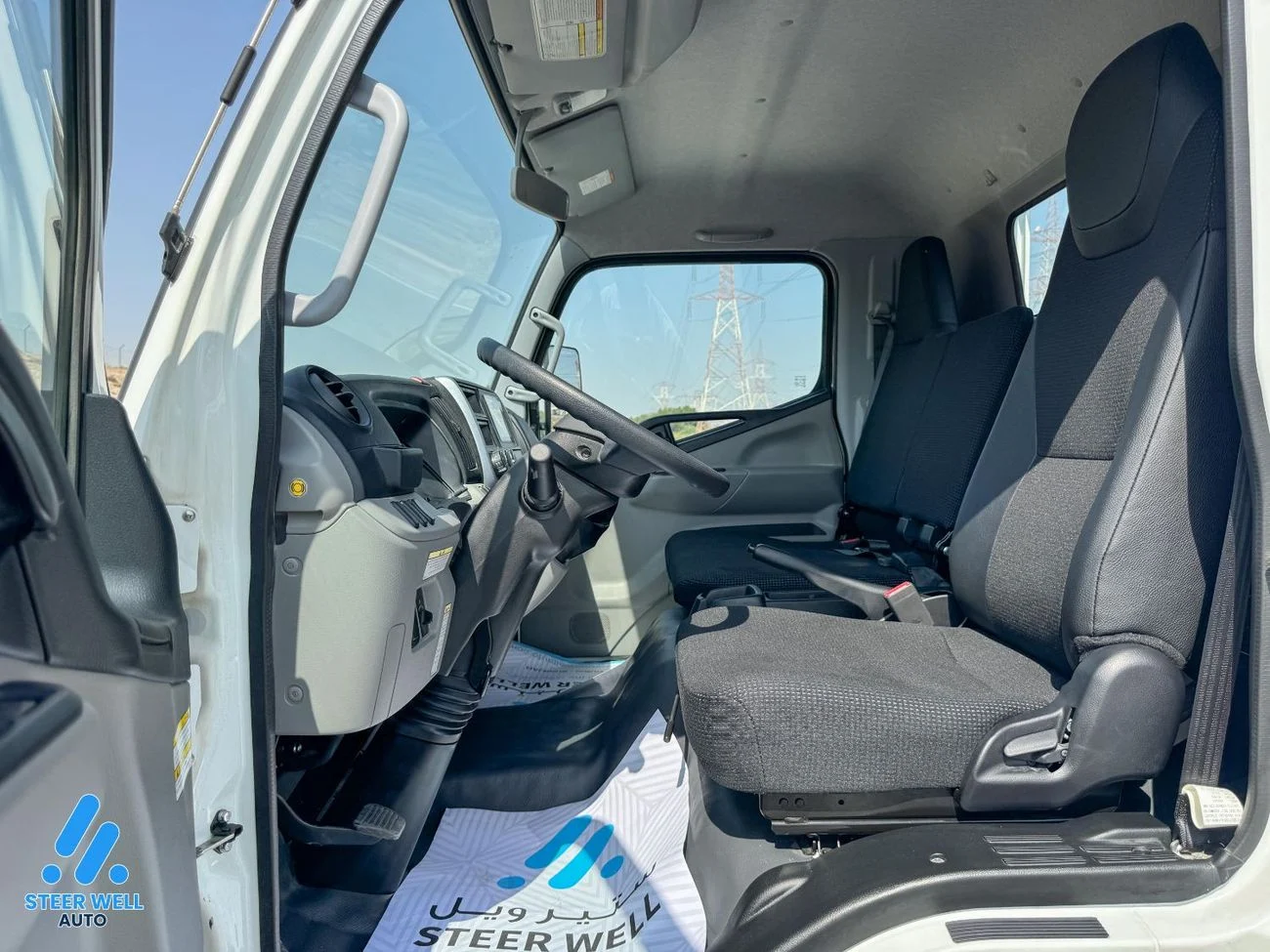 2024 Mitsubishi Fuso Canter Short Chassis Truck