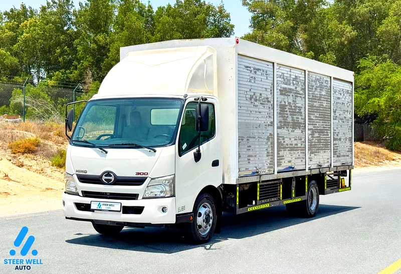 2019 Hino 300 916 Truck Shutter Box