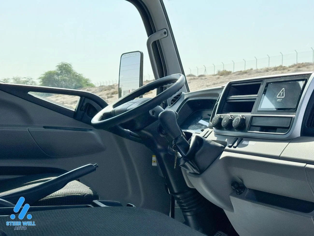 2024 Mitsubishi Fuso Canter Short Chassis Truck