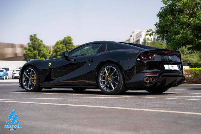 2021 Ferrari 812 GTS