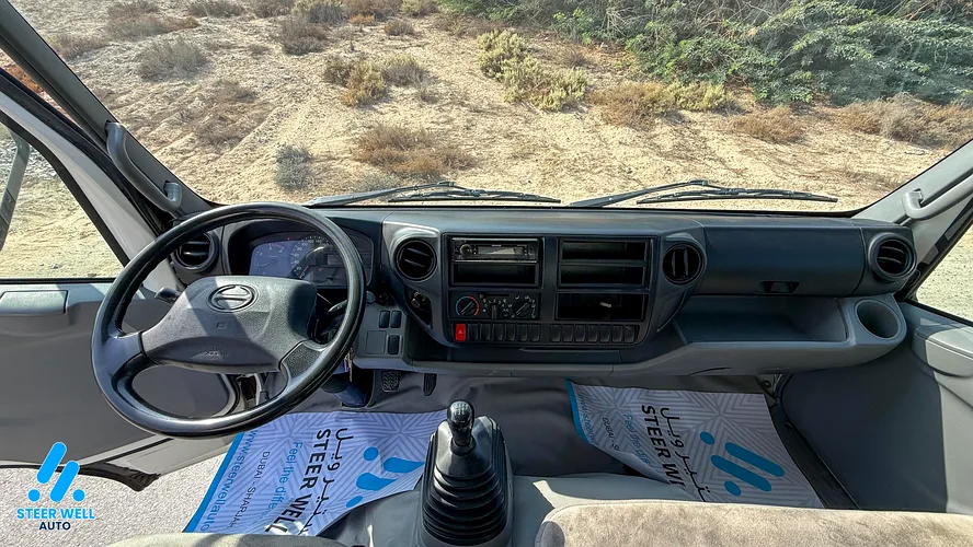 2019 HINO 300 916 Dry Insulated Box