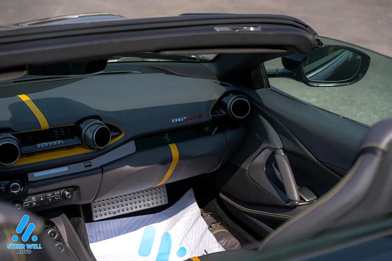 2021 Ferrari 812 GTS