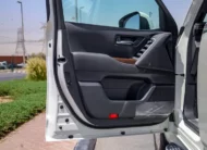 2025 Toyota Land Cruiser GXR