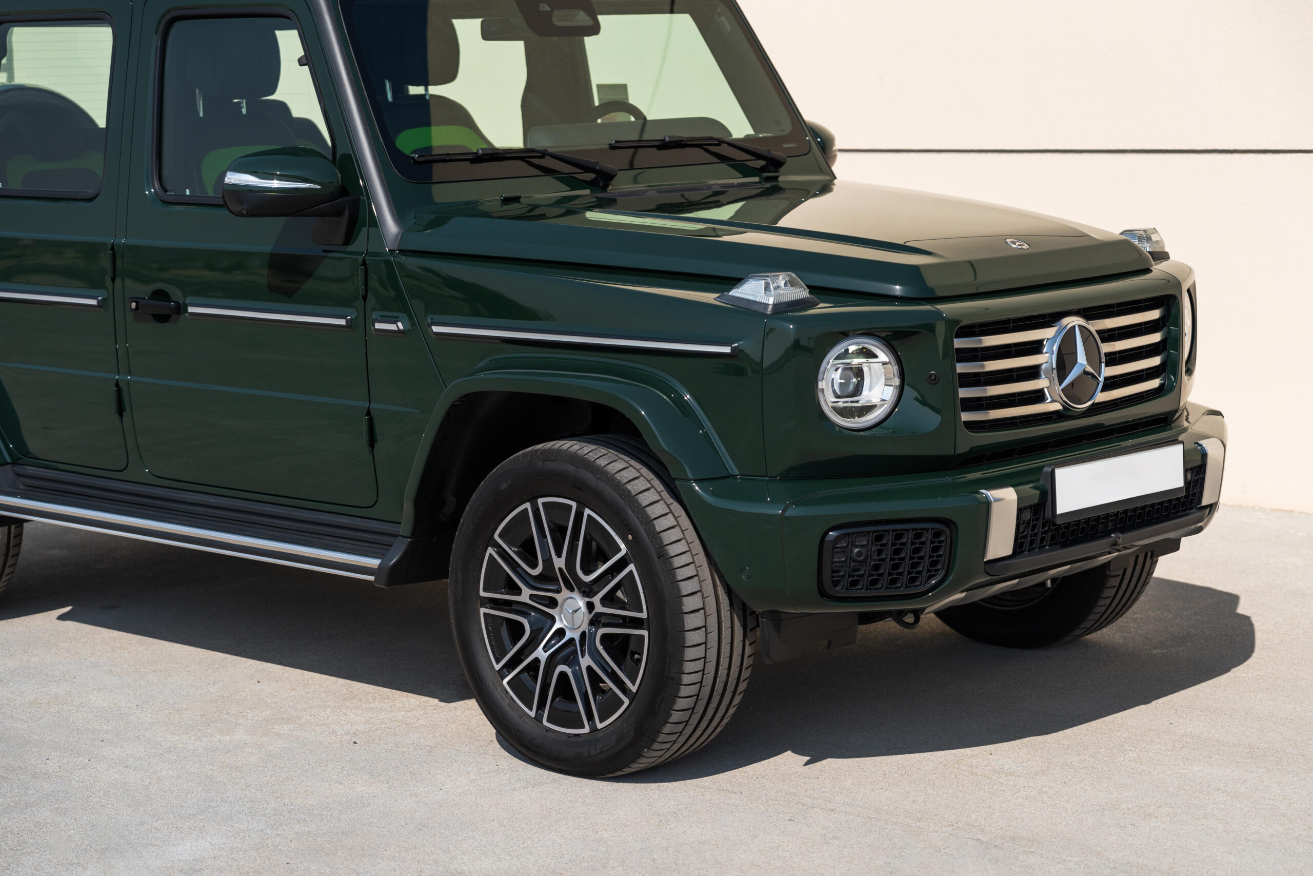 2025 Mercedes-Benz G500 | 3.0L