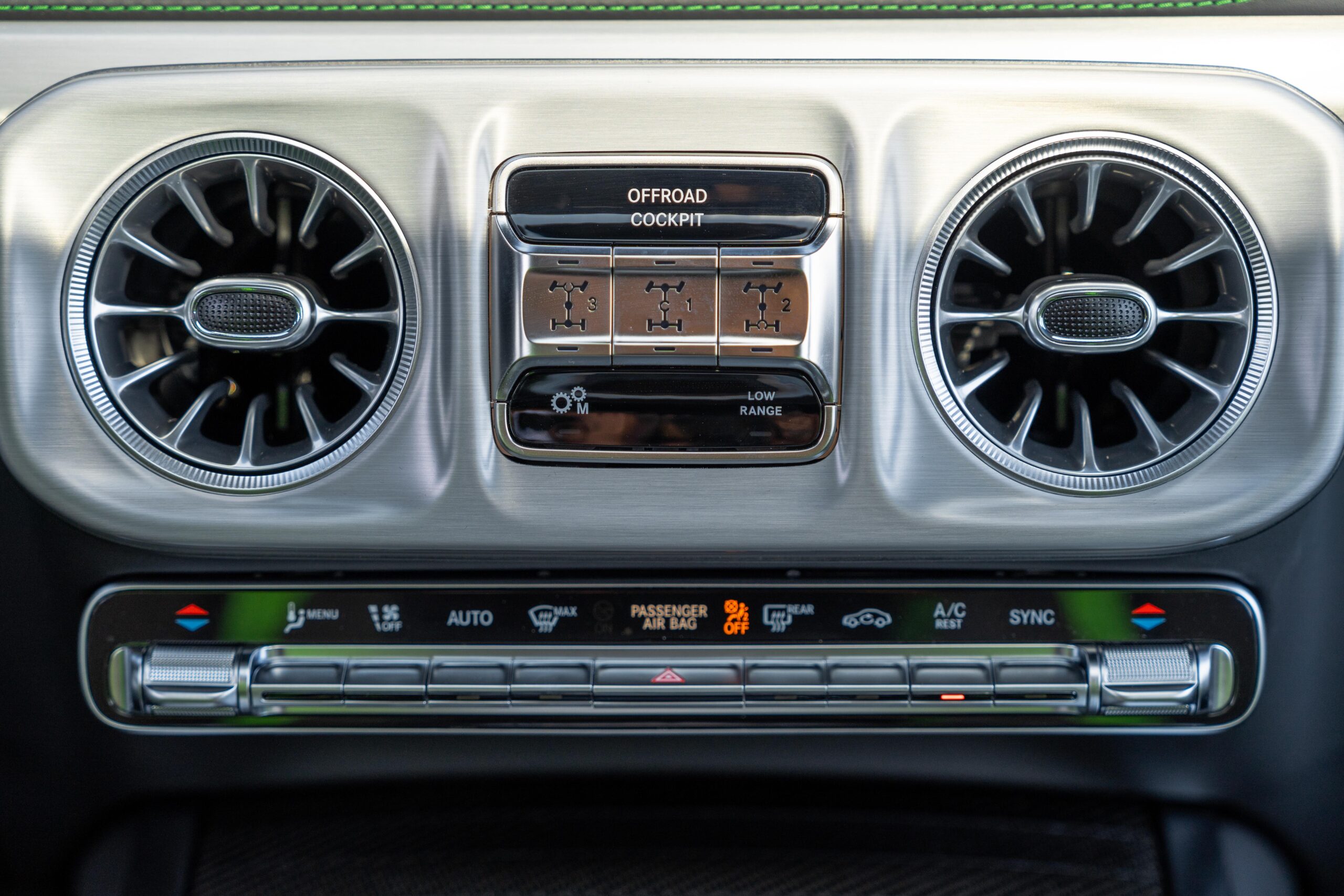 2025 Mercedes-Benz G500 | 3.0L