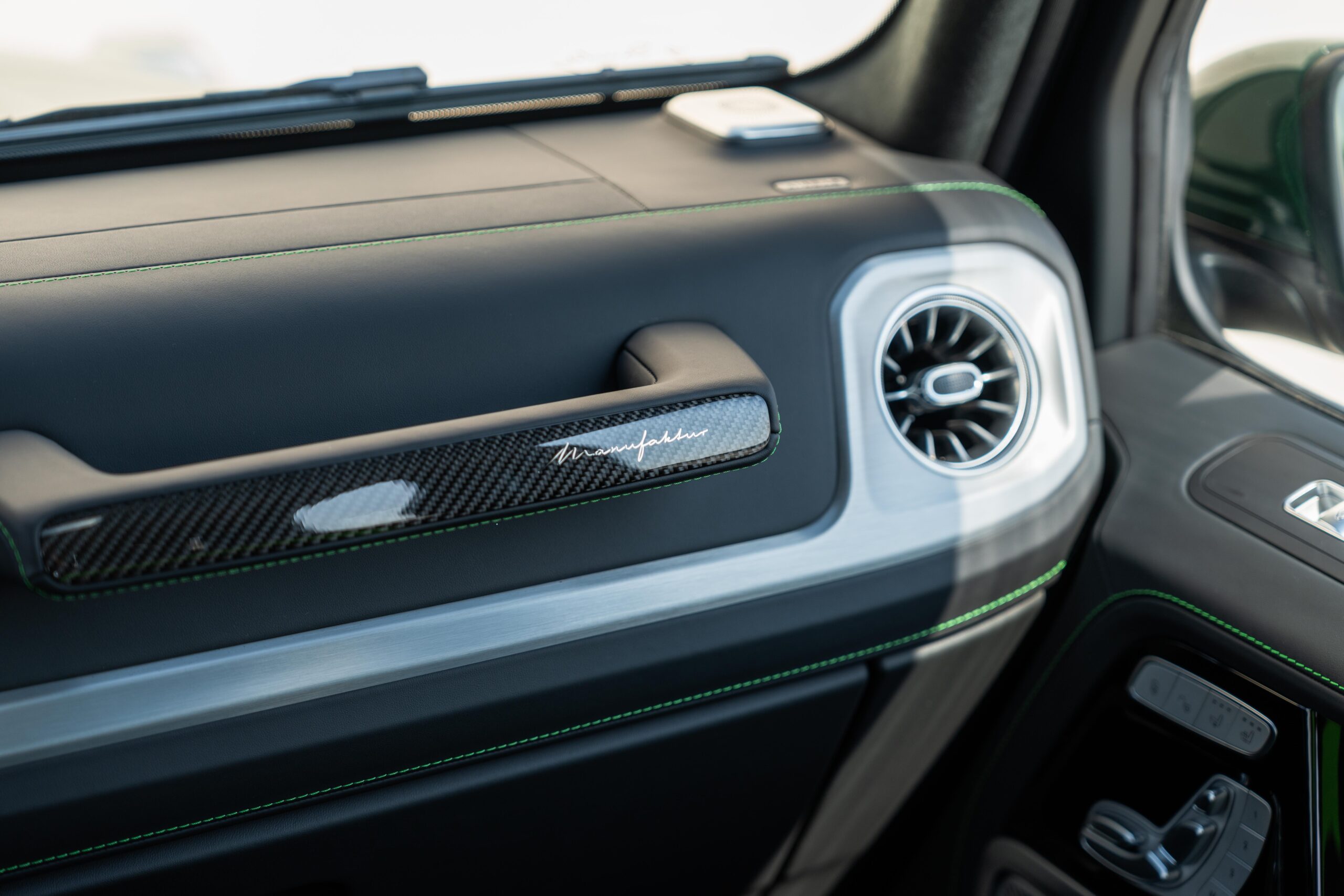 2025 Mercedes-Benz G500 | 3.0L