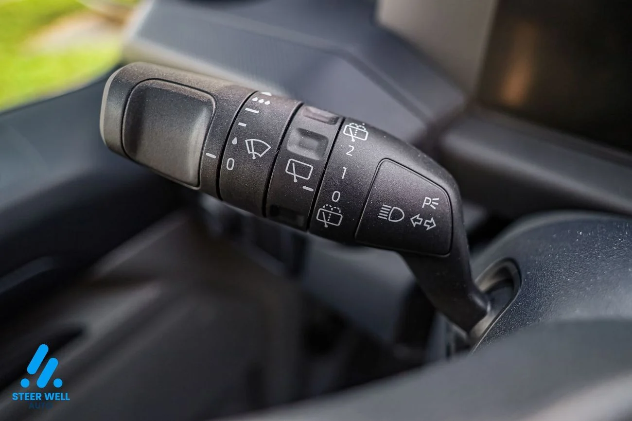 2025 Ford Transit Van 9 Seater